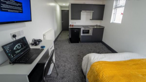 Studio with SmartTV With Ultrafast WiFi&Netflix plus free parking!